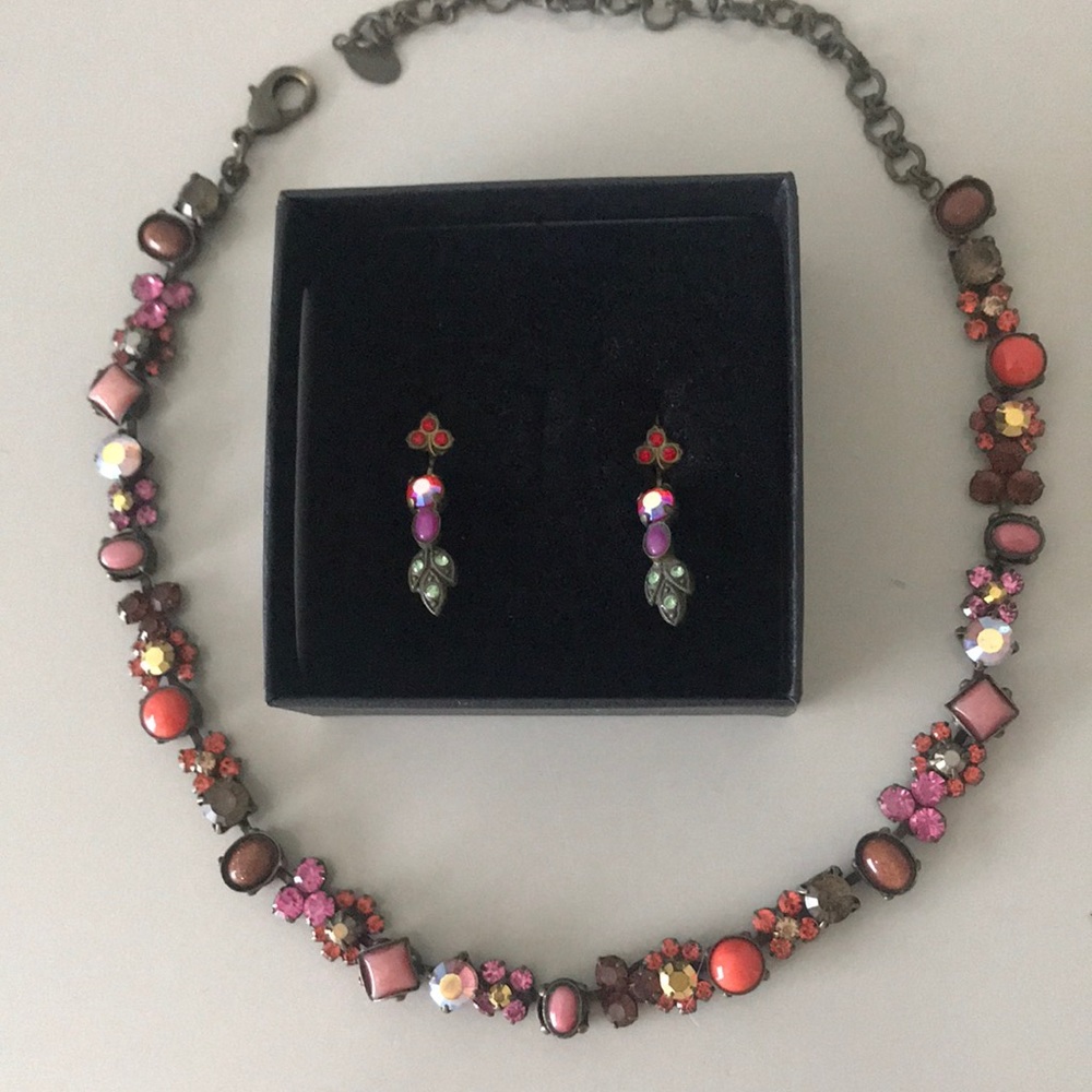 Sorrelli 16”necklace and matching earrings